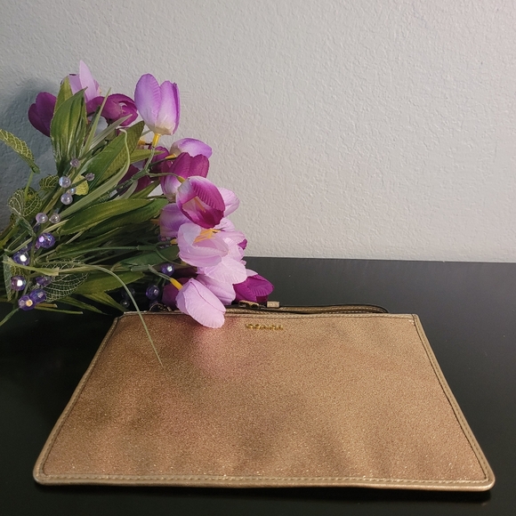 Coach  Glitter Zippy Wristlet - Picture 6 of 8